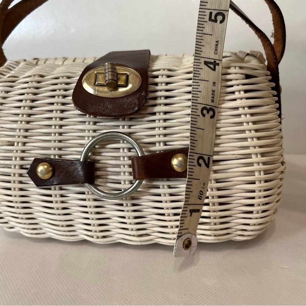 Vintage Mini White Wicker Bag - Picture 10 of 10